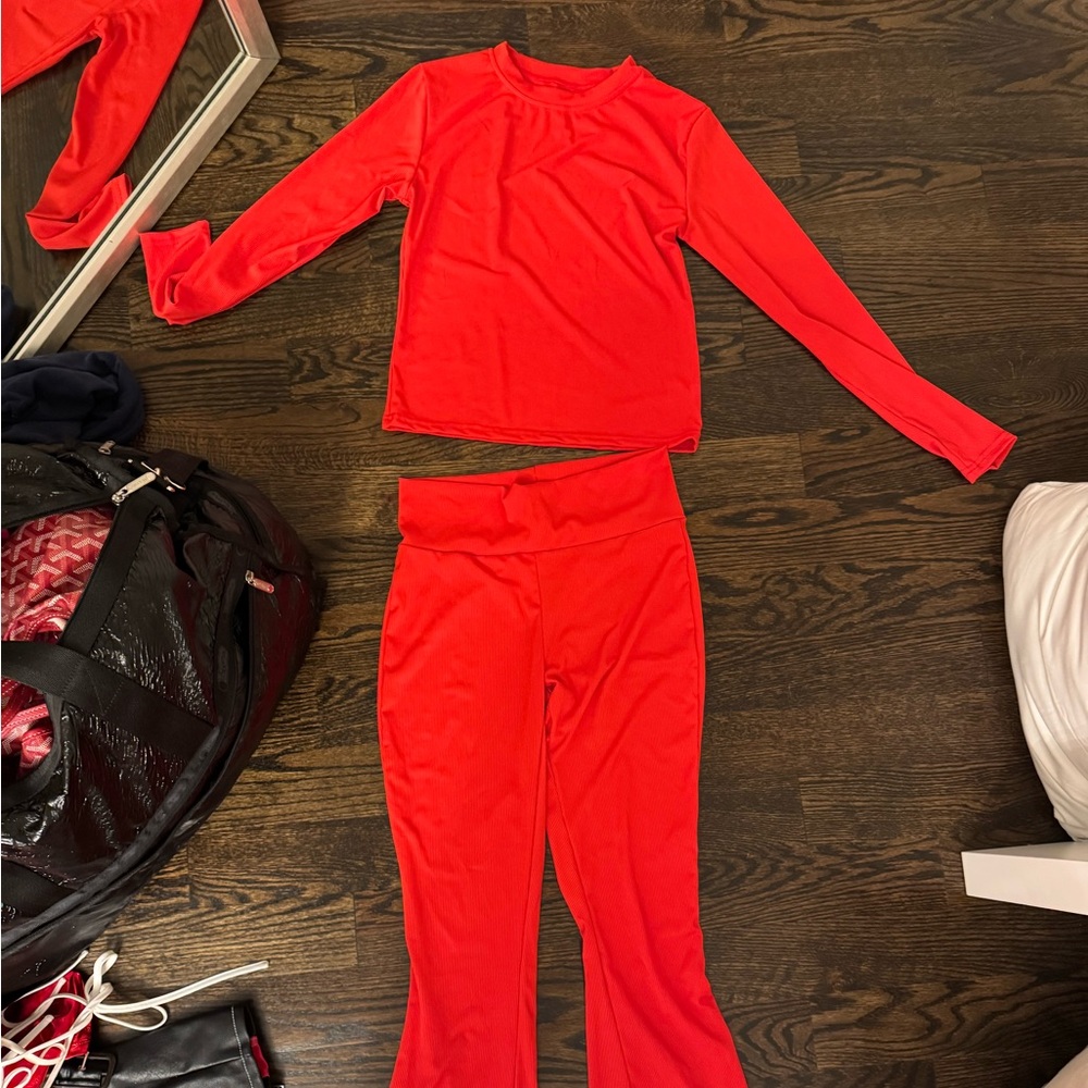 Red Set